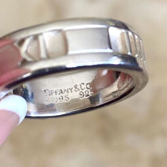 Tiffany & Co. Atlas Ring - Picture 8 of 9